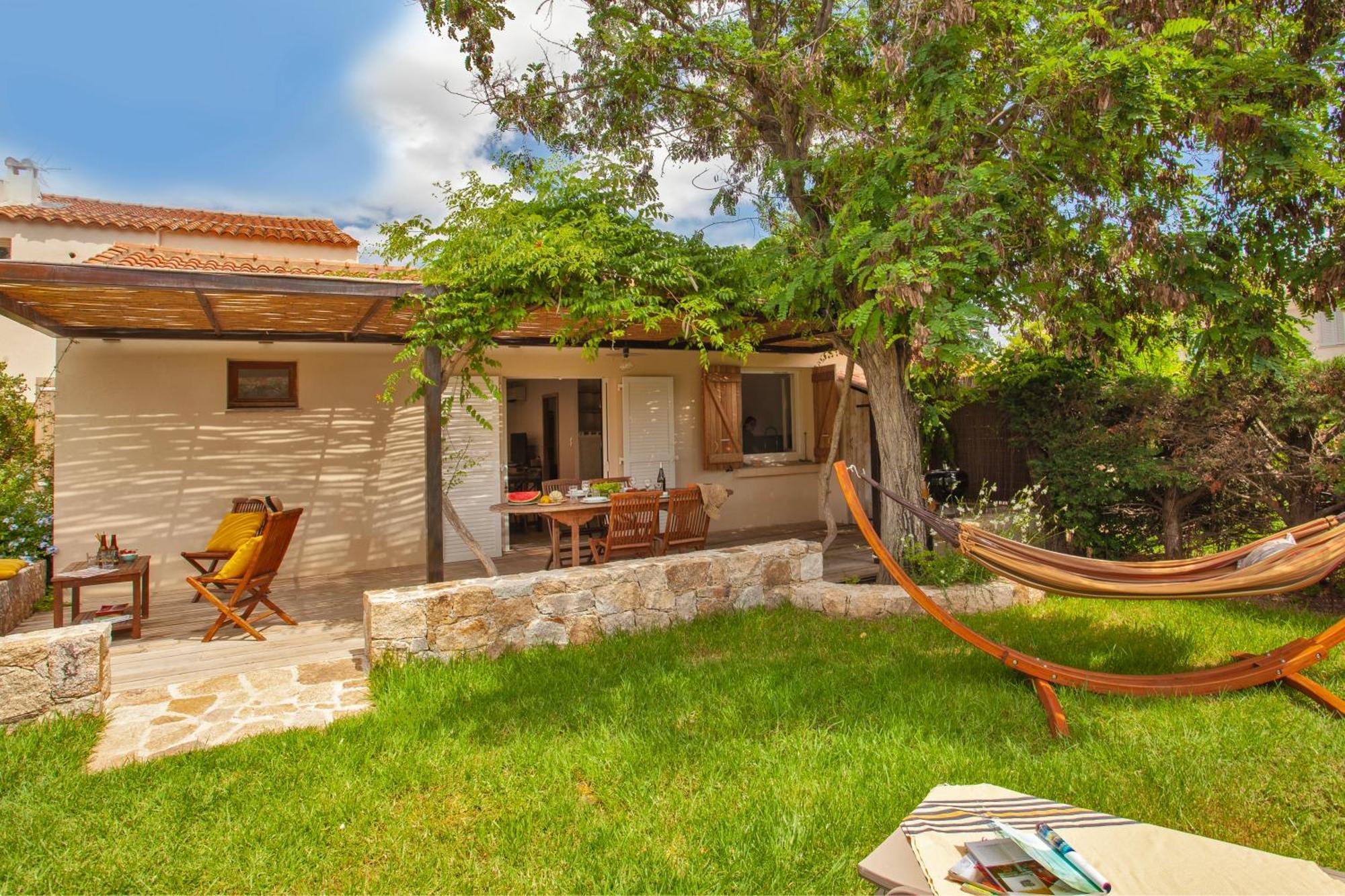 Residence Acquavital Calvi  Buitenkant foto