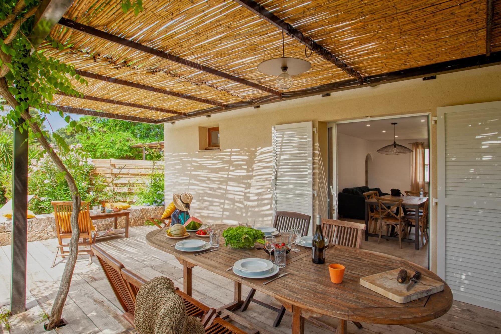Residence Acquavital Calvi  Buitenkant foto