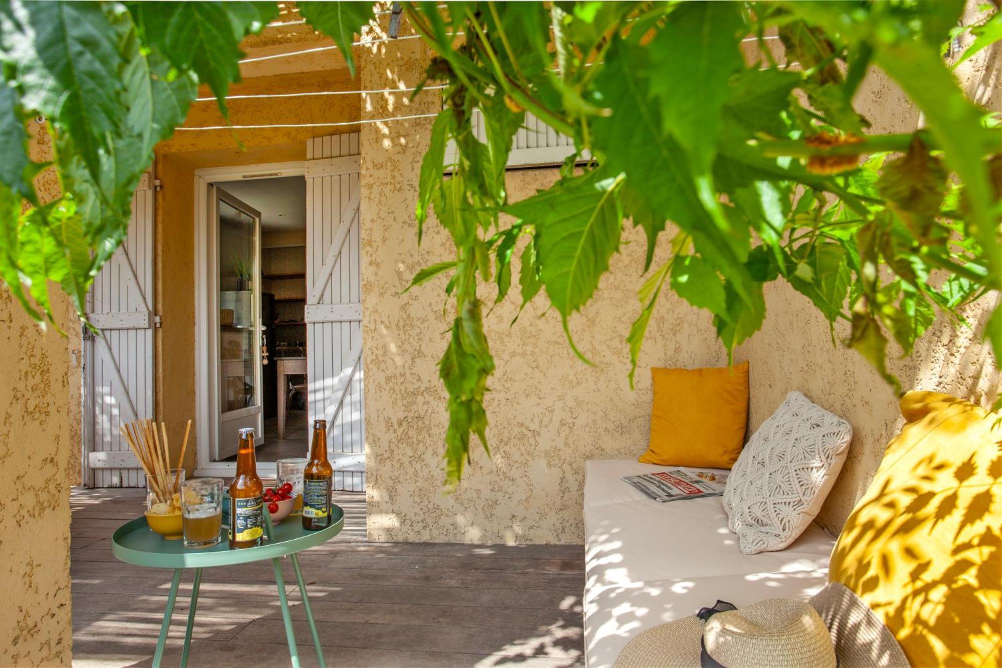 Residence Acquavital Calvi  Buitenkant foto